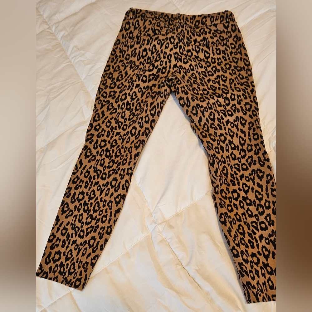 Cropped Banana Republic leopard pants Petite OP